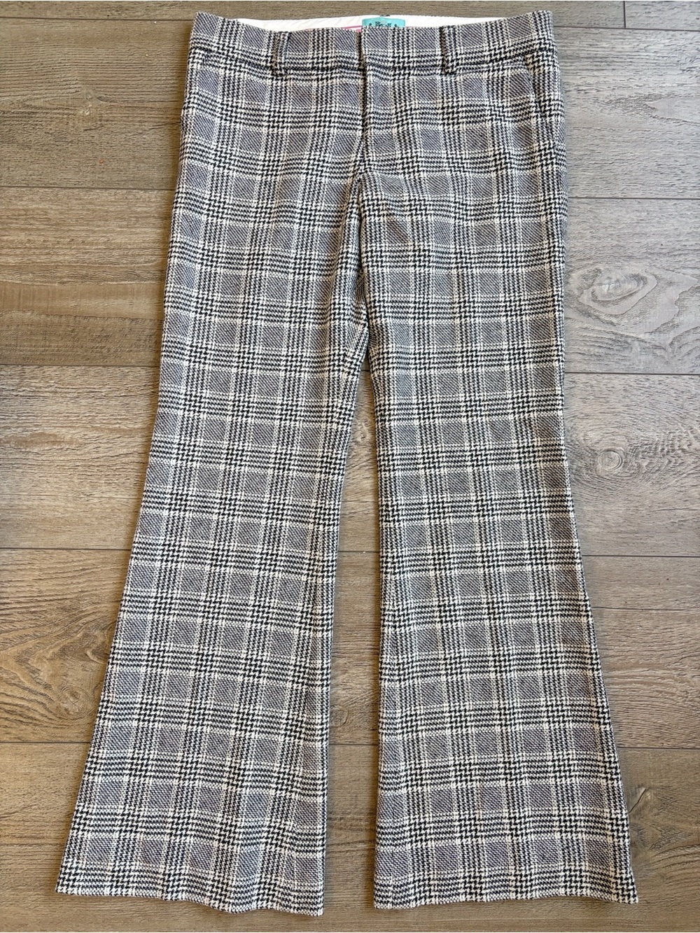 Y2K Juicy Couture Black & White Houndstooth Wool Flare Pants w Heart Back Pocket - Picture 2 of 5